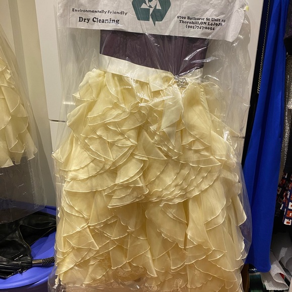 Stunning girls custom made dress size 6/7 years - Picture 2 of 6